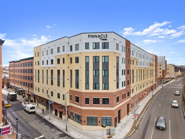 Building Photo - 72 S Essex Ave