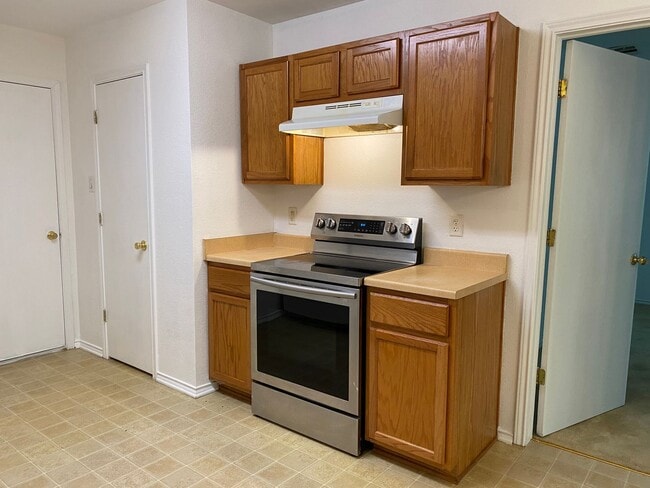 Photo - 1809 Liberty Hill Dr