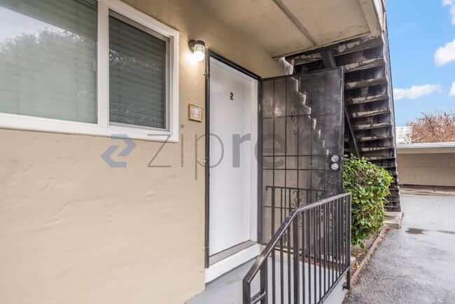 Photo - 1391 Vía Dondera