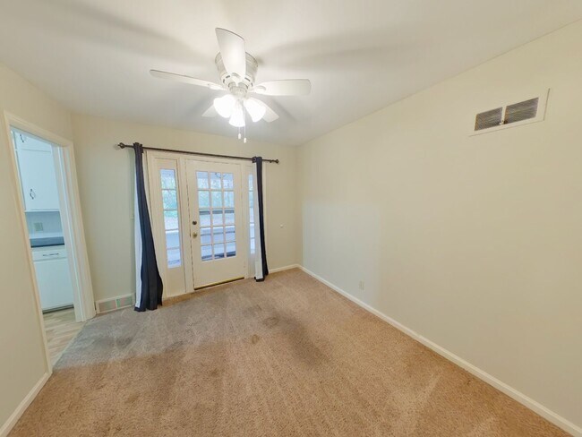 Photo - 5716 E 2nd St N