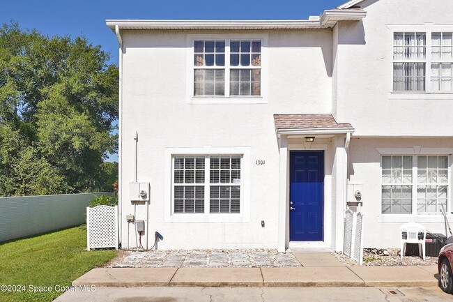 Photo - 1301 George Edwards Ct Townhome