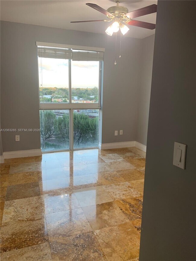 7280 SW 90th St Unit 504