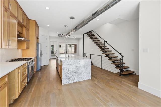 408 Rayner Ave