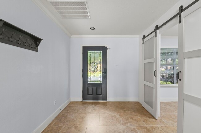 Photo - 15811 Vinemoss Ln