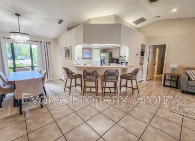 Photo - 81 Parkview Dr
