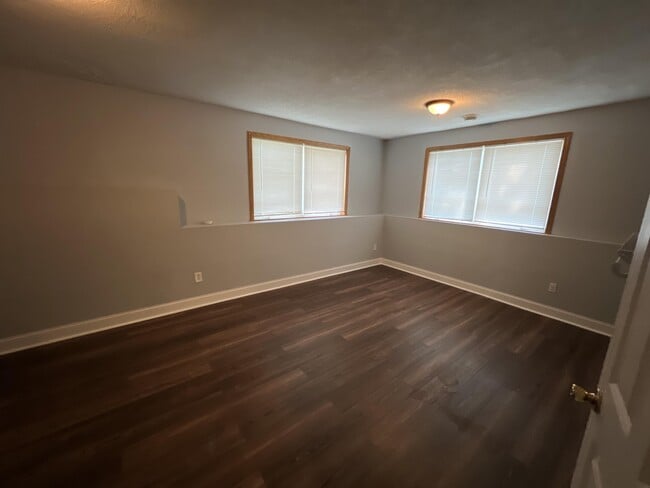 Photo - 2931 N Aldrich Ave