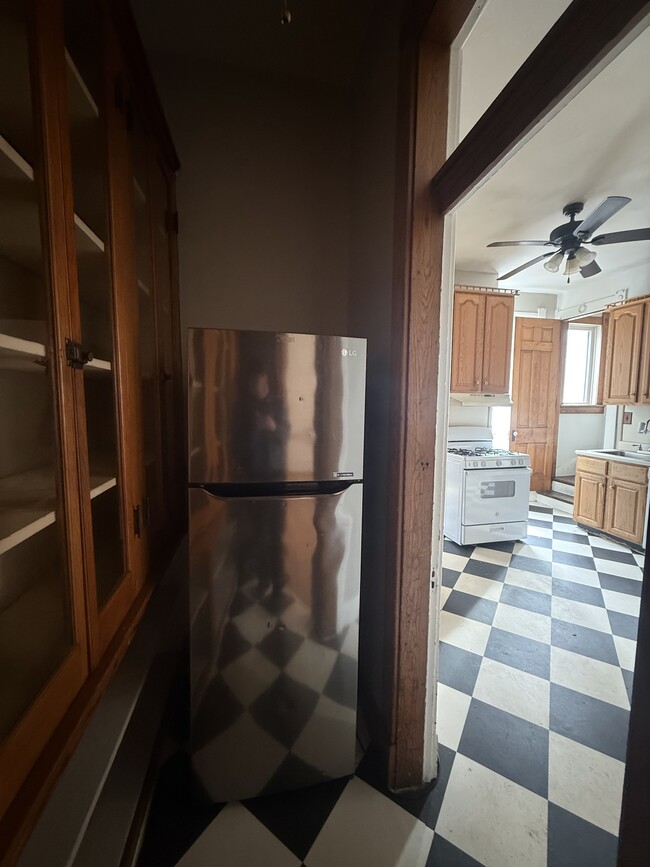 Photo - 317 e 13th st