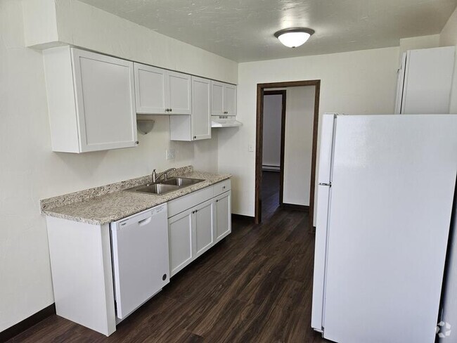 Building Photo - 927 Louise St Rental