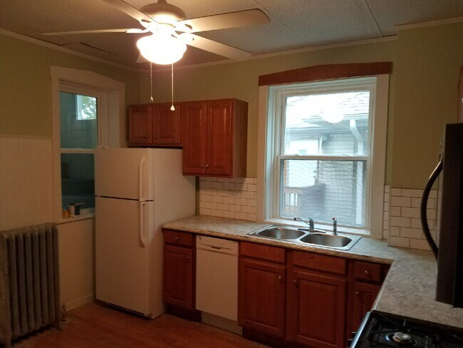 Photo - 624 Elgin Ave Unit 1