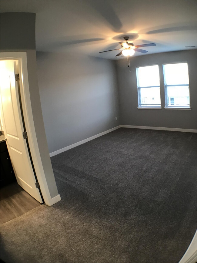 Photo - 1671 McCleary Ln