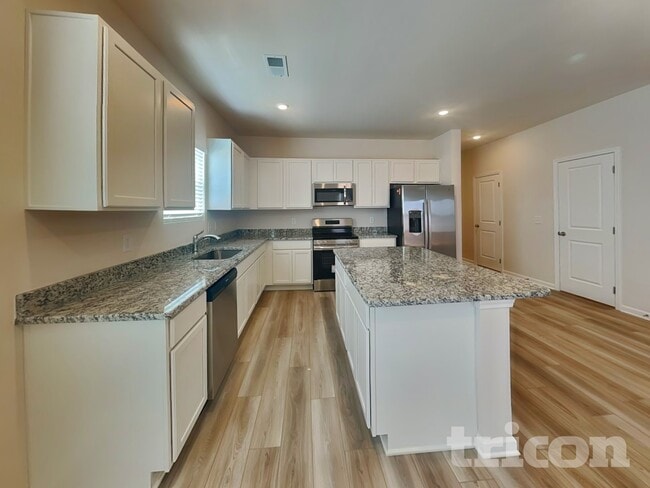 Photo - 563 Cedar Brk Dr