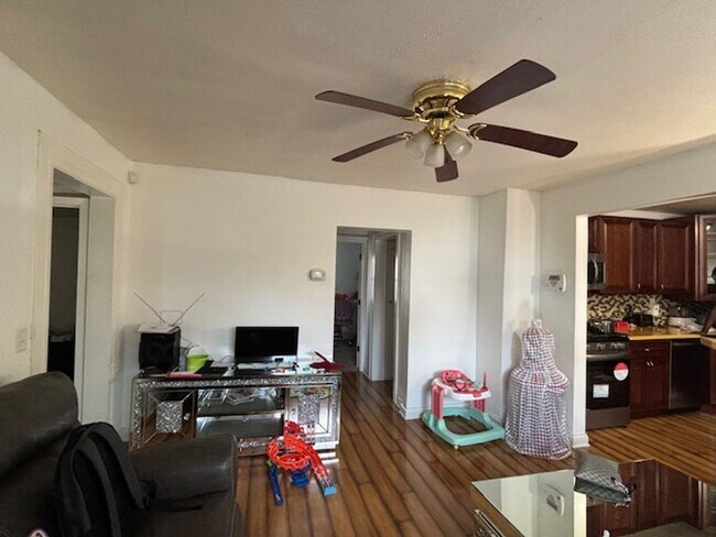 Photo - Cute & Cozy 2 BR/1 BA Single Family Home i...