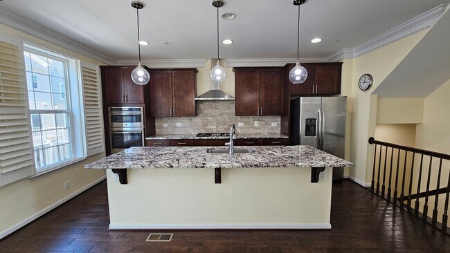 Photo - 7217 Barry Ln