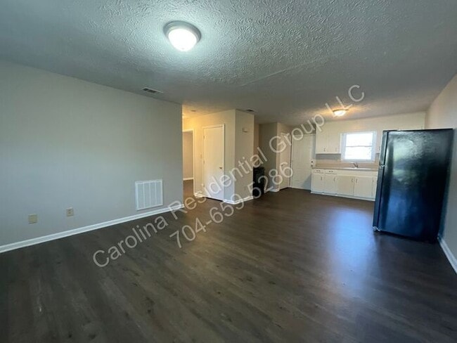 Photo - 322 E Sumter St