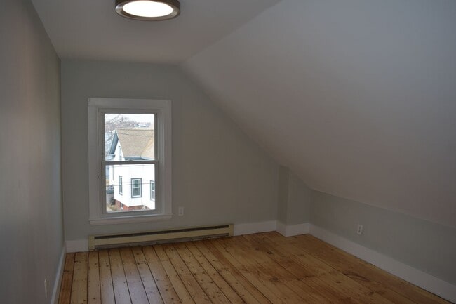 Photo - 204 High St Unit 04