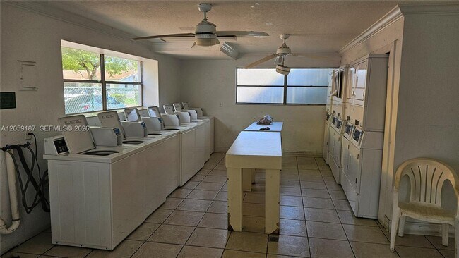 Photo - 17255 SW 95th Ave Unit 211
