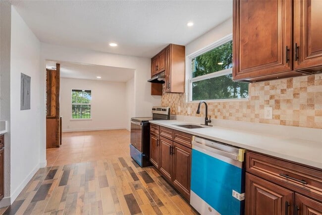 Photo - 13832 South Bay Lake Rd