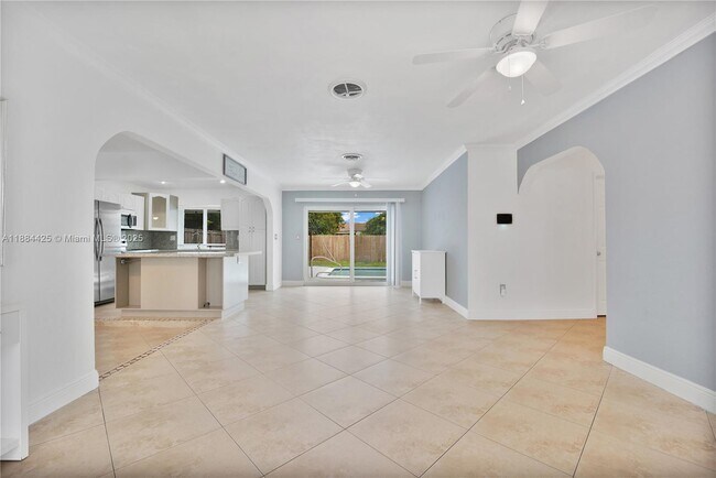 Photo - 2441 Tarpon Dr