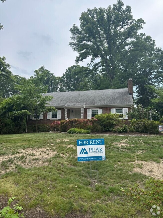 Building Photo - $2500 / 3 br / 2.5 ba / 1546 sqft Rental