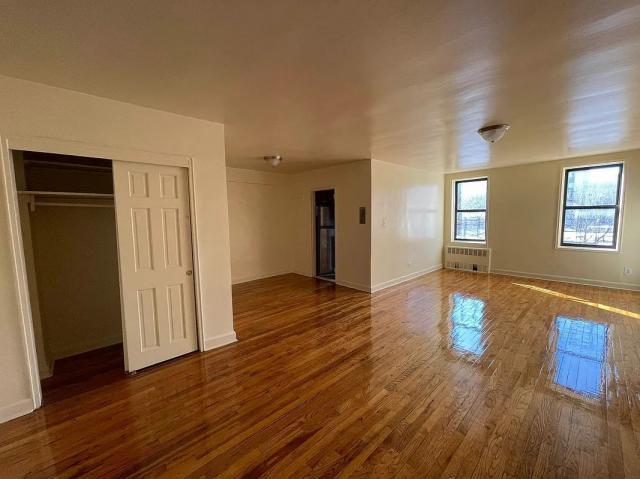 1 bedroom in JAMAICA NY 11432 - 1 bedroom in JAMAICA NY 11432 Condo Unit 3B