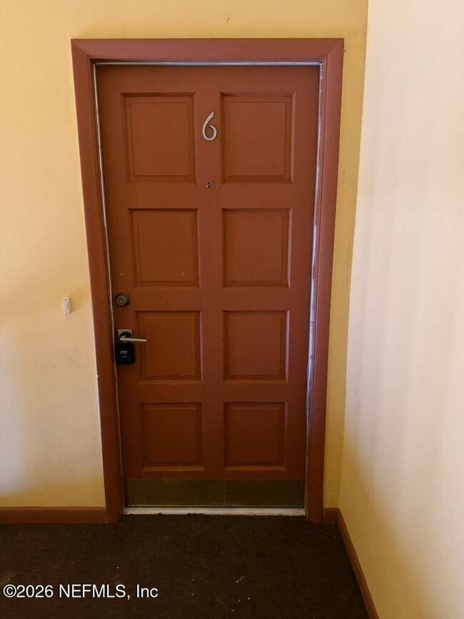 Photo - 3864 La Mirada Dr N