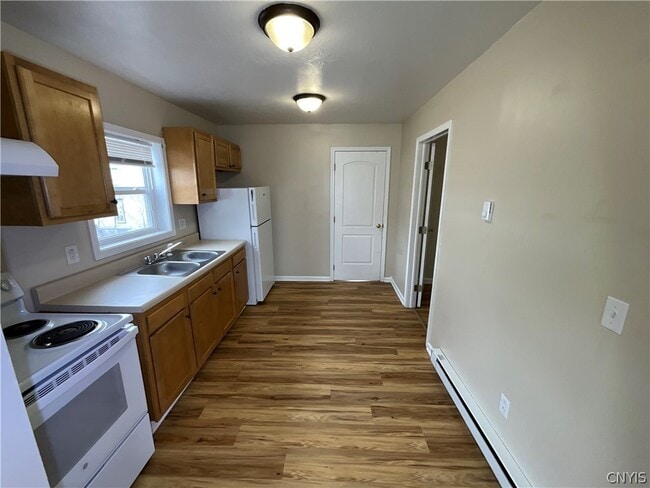 Photo - 222 Academy St