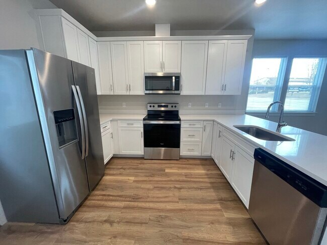 Photo - 430 S 2nd St