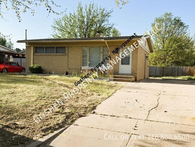 Photo - 1125 E Catalina St