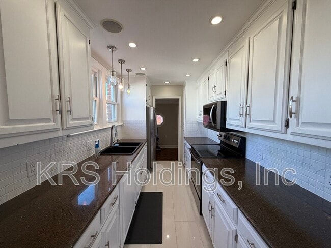 Photo - 210 Shenandoah Rd