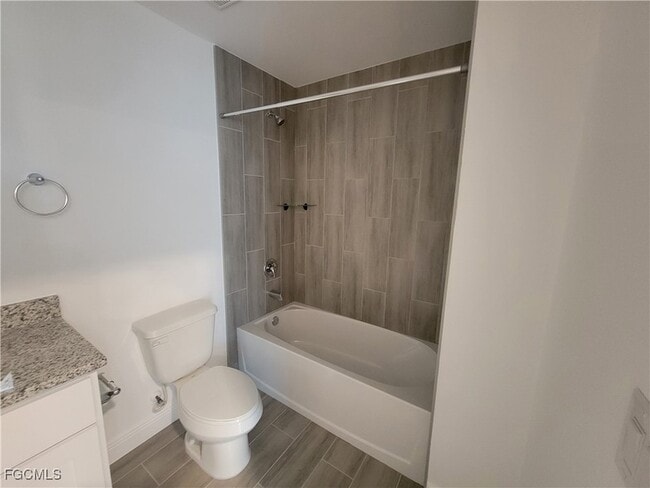 Photo - 2156 Edison Ave