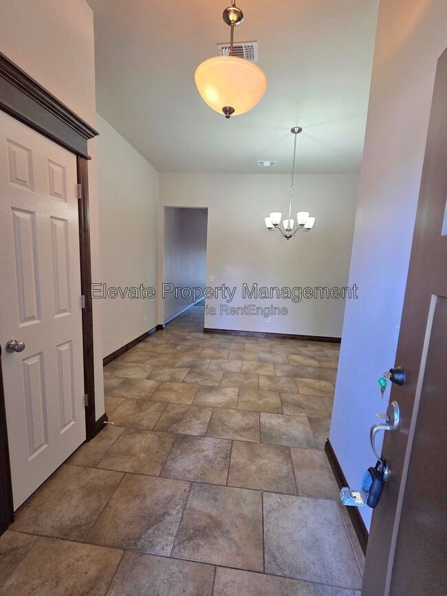 Photo - 2300 Starwood Wy