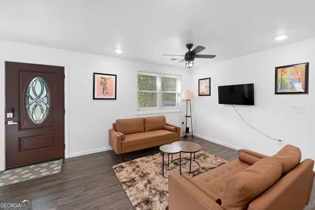 Photo - 2533 Godfrey Dr NW