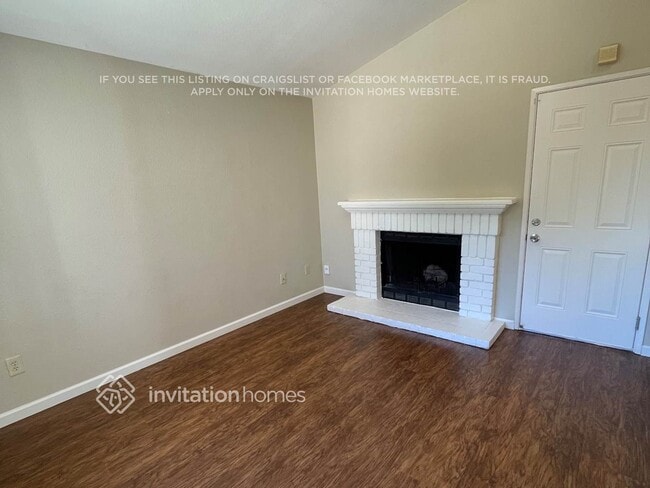 Photo - 1812 Johnson Dr