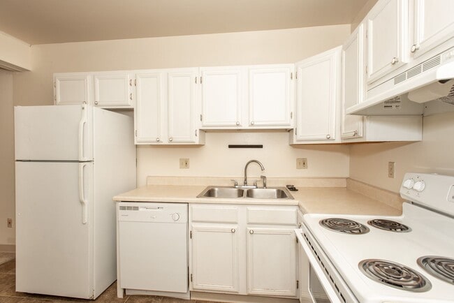 Photo - 240 E University Ave Unit 240-2