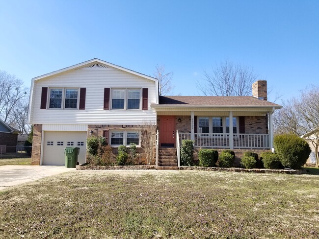 Photo - 10302 Kipling Dr SW House