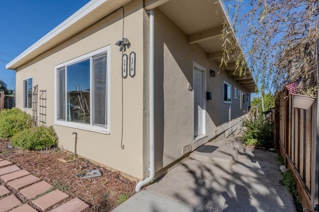 Photo - 178 Montecito Ave