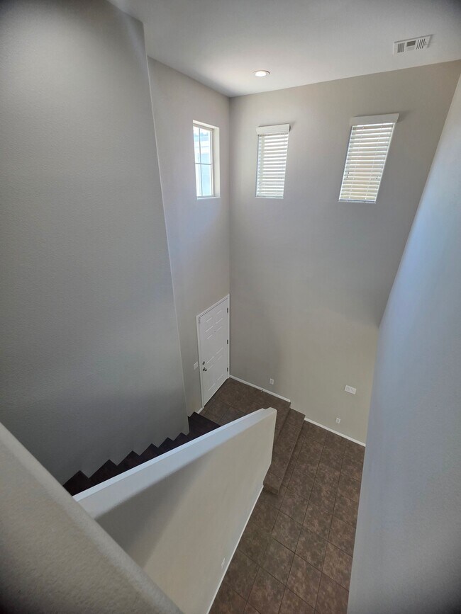 Photo - 1615 Legato Falls St