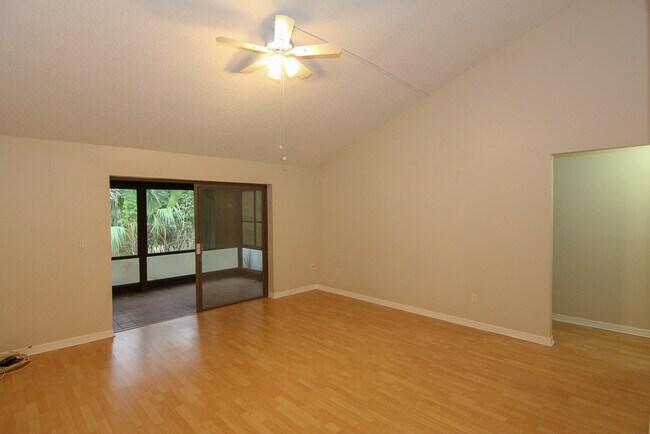 Photo - 3/2 Single Family home with Fenced Yard