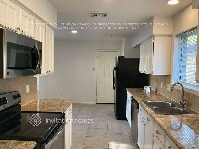 Photo - 17102 Stone Stile Dr