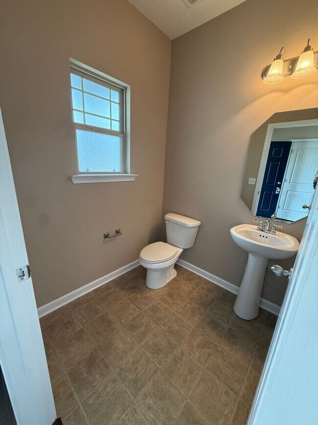 Photo - 1850 Warmingfield Dr