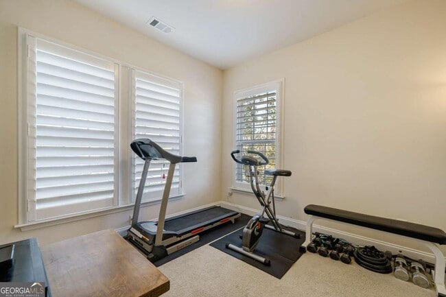 Photo - 214 Braeden Wy