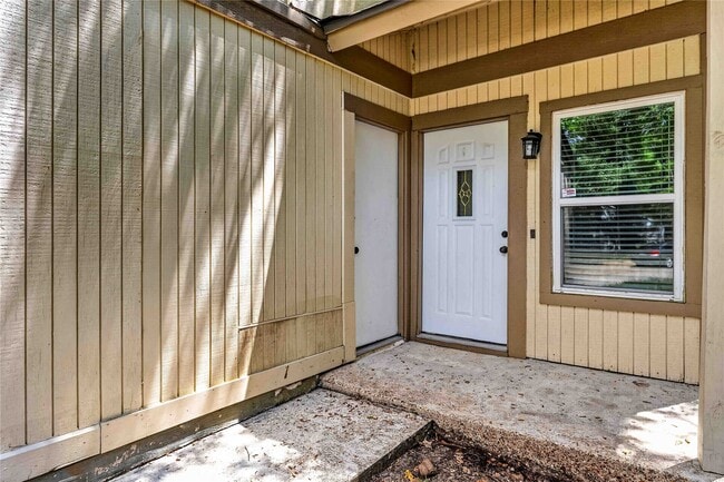 Photo - 2107 N Red Cedar Cir