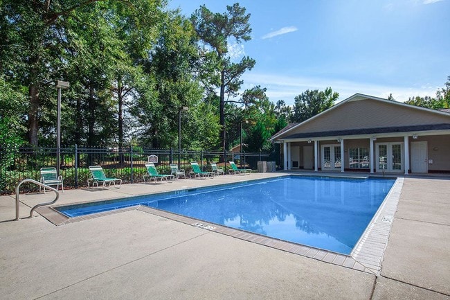 Building Photo - Shadowood Park