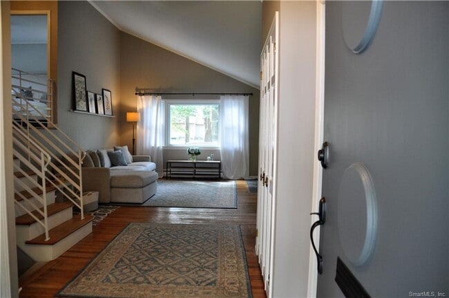 Photo - Lovely 3 Bedroom 2 Bathroom Single Family Home In Desirable West Hartford