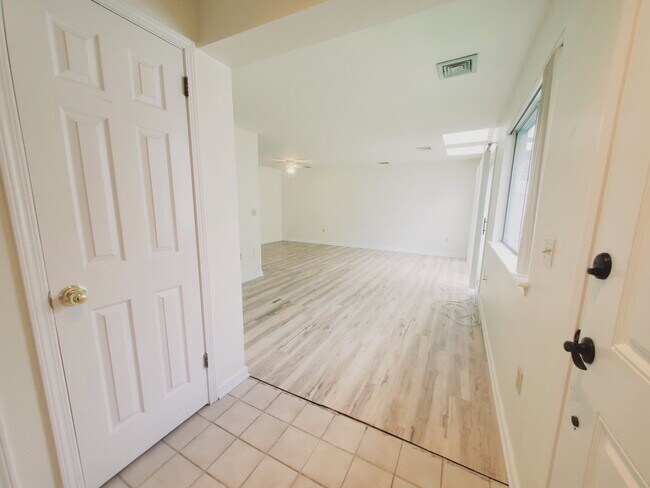 Photo - 1900 Summer St Unit W