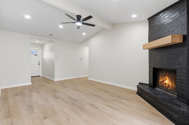 Photo - 1832 Dogwood Trail