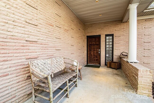 Photo - 3911 Lakeside Dr