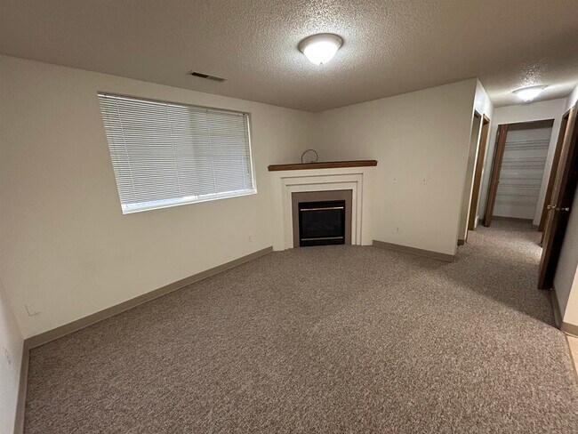 Photo - 927 Boston Way Unit 10