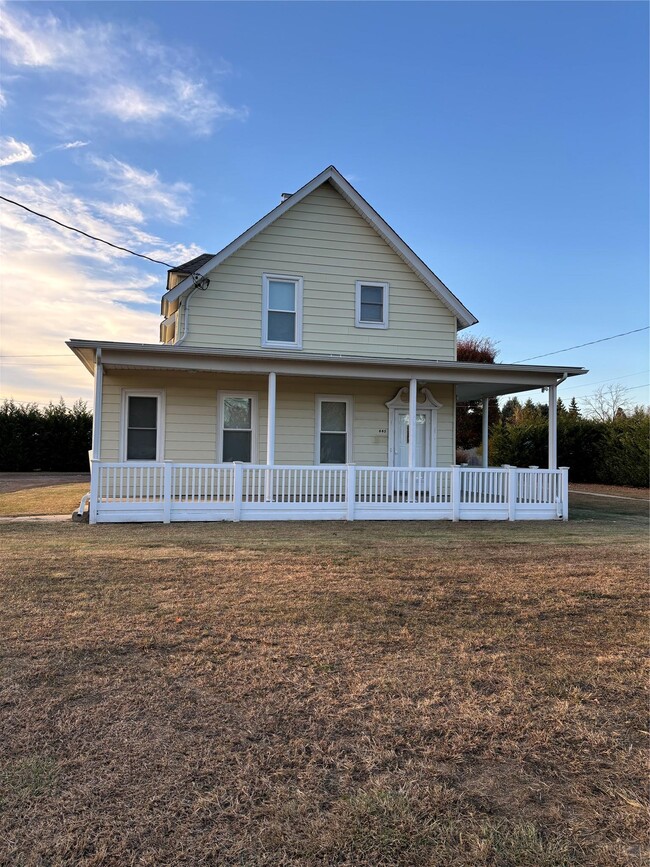 Building Photo - 445 N Country Rd Rental