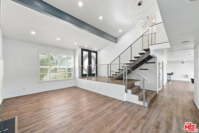 Photo - 4355 Chaumont Rd